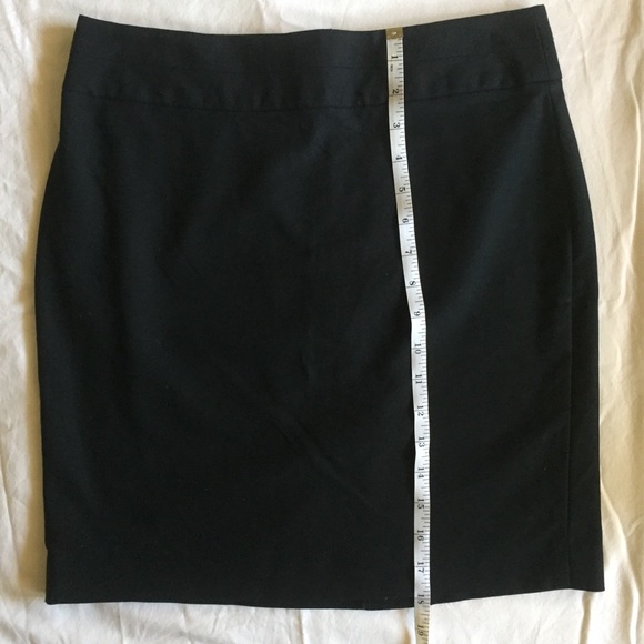 Banana Republic Stretch Straight Skirt Sz 4P - Picture 5 of 9